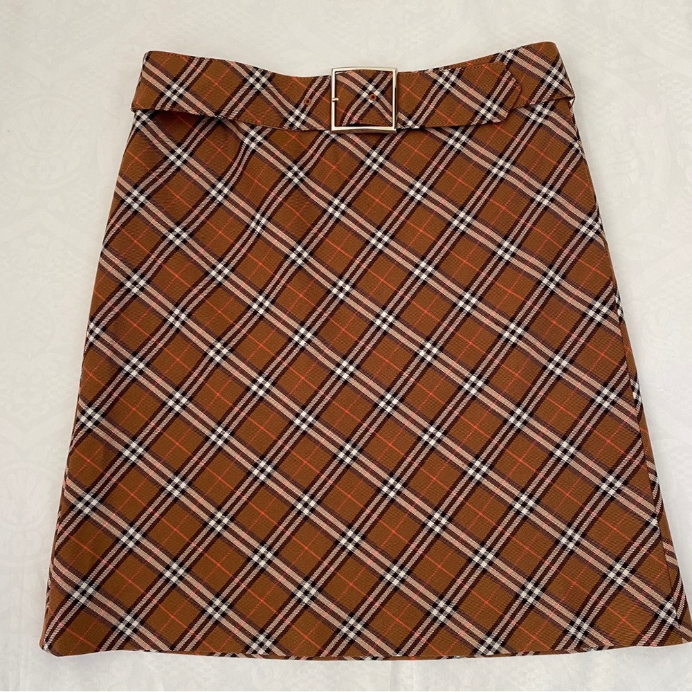 Burberry belted check A line skirt